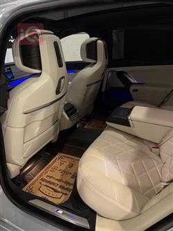 بي ام دبليو الفئة 7